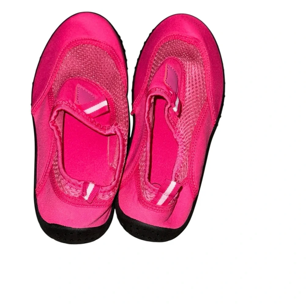 Kids Pink Water Shoes NWOT